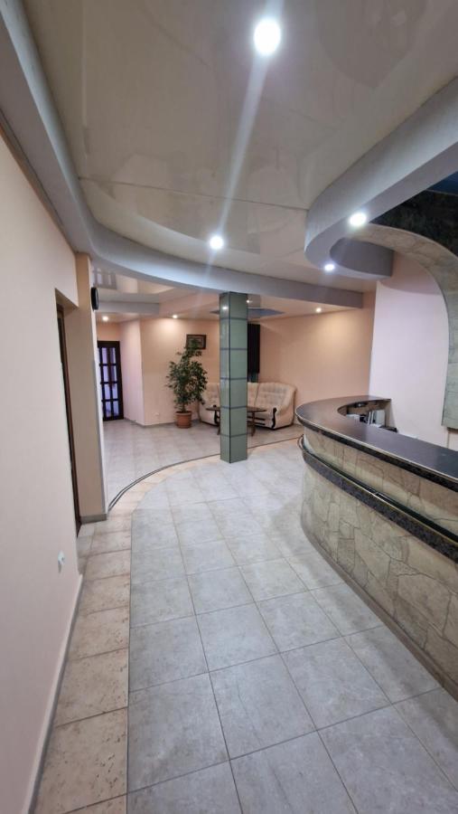Polo Hotel Yerevan Exterior photo